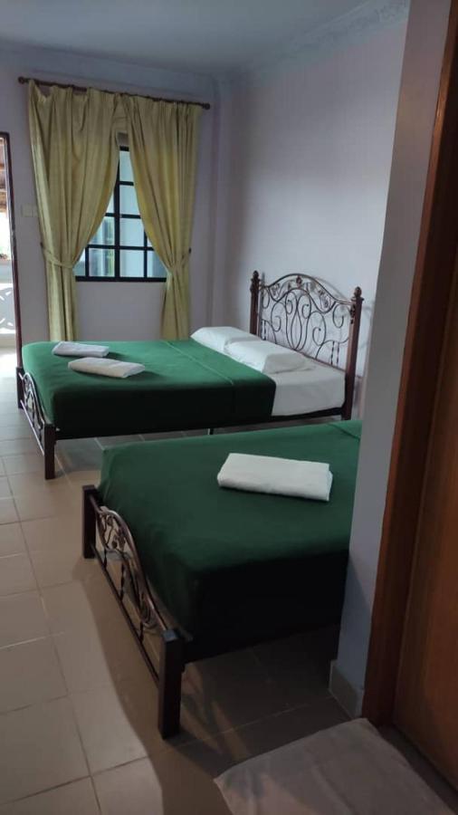 Kanza Beach Inn Marang Extérieur photo