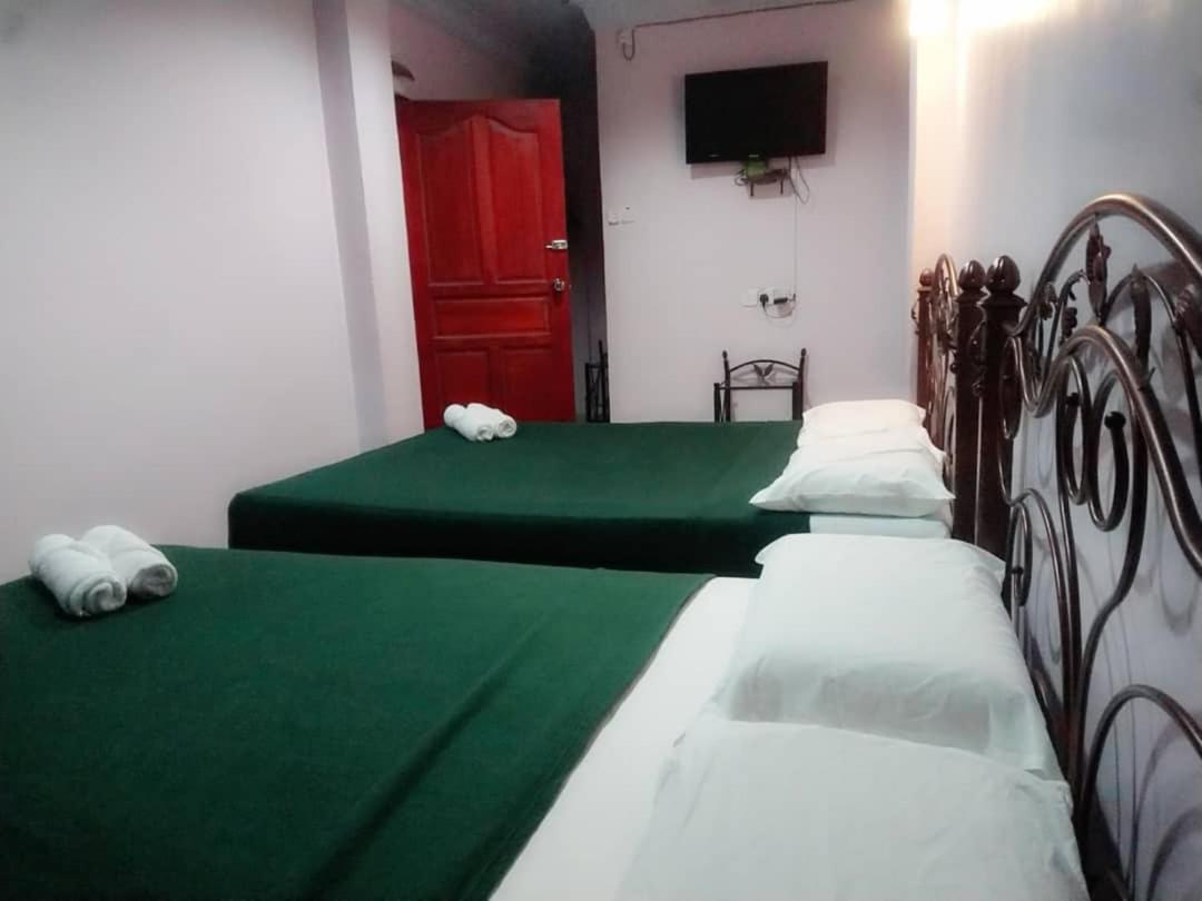 Kanza Beach Inn Marang Extérieur photo