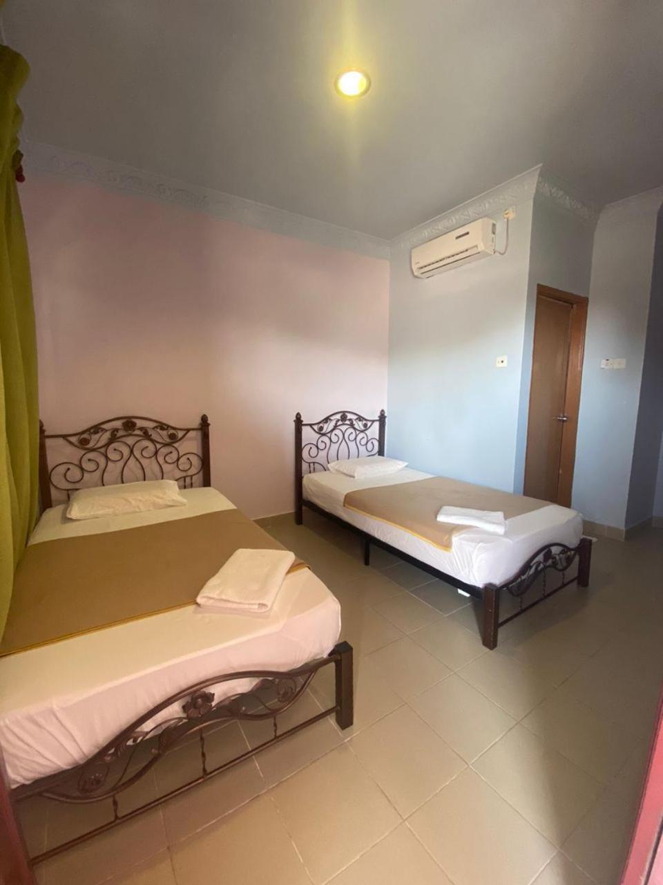 Kanza Beach Inn Marang Extérieur photo