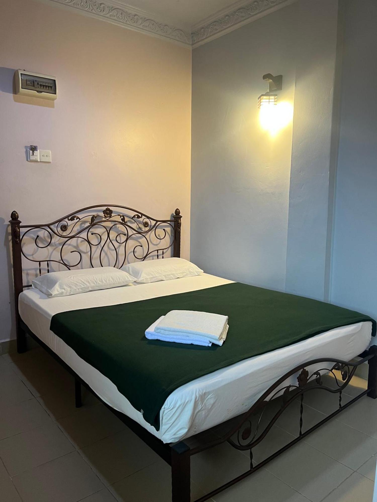 Kanza Beach Inn Marang Extérieur photo