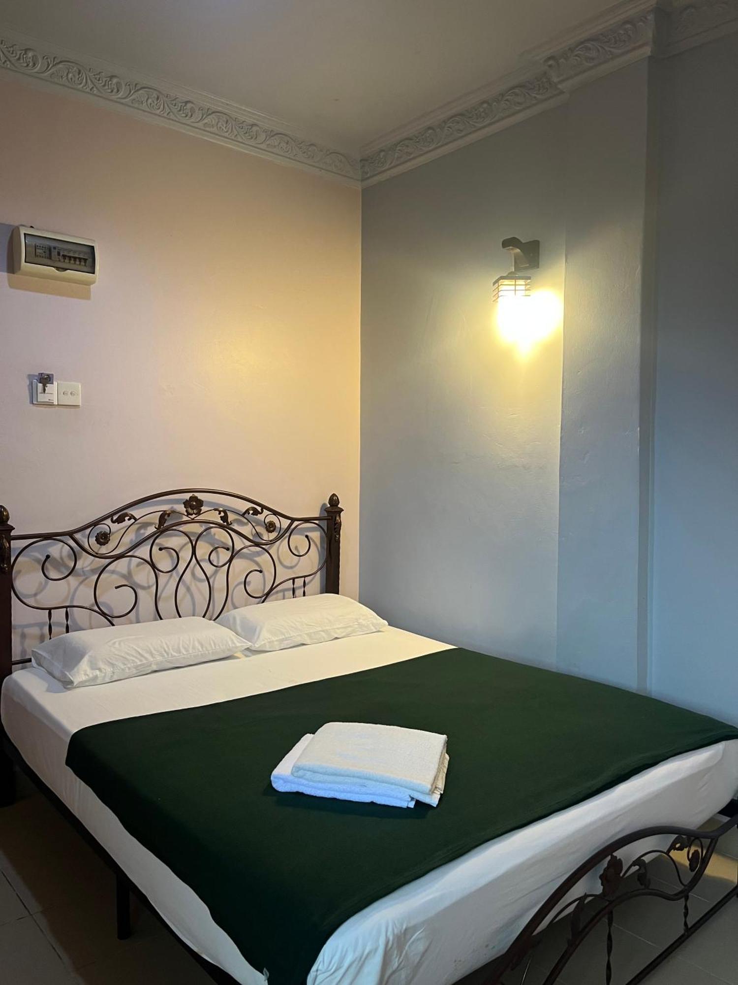 Kanza Beach Inn Marang Extérieur photo